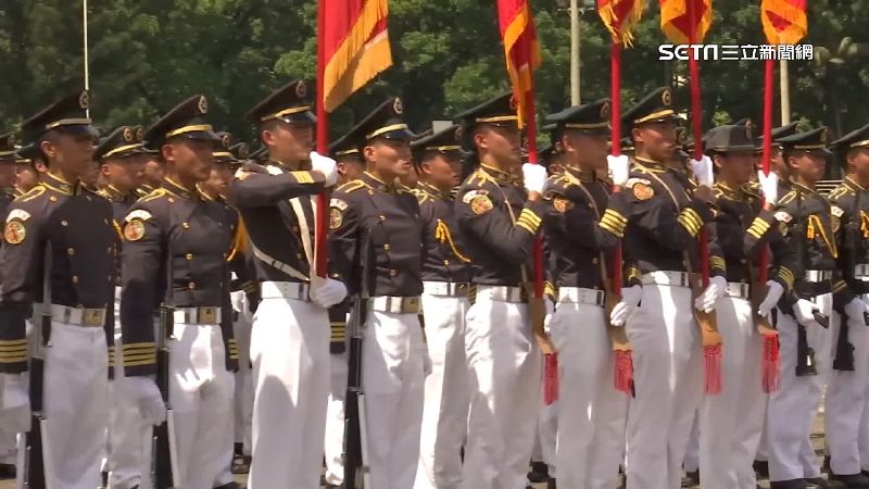 挺退伍軍官赴中黃埔校慶　吳斯懷遭藍打臉