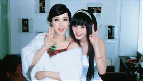 ▲楊冪過去曾與曾黎合照，兩人同框畫面引網友熱議。（圖／翻攝自微博）