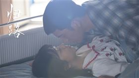 ▲井柏然直言接下《歸路》原因，高度理解角色才能迸出炸甜CP感。（圖／翻攝自歸路微博）