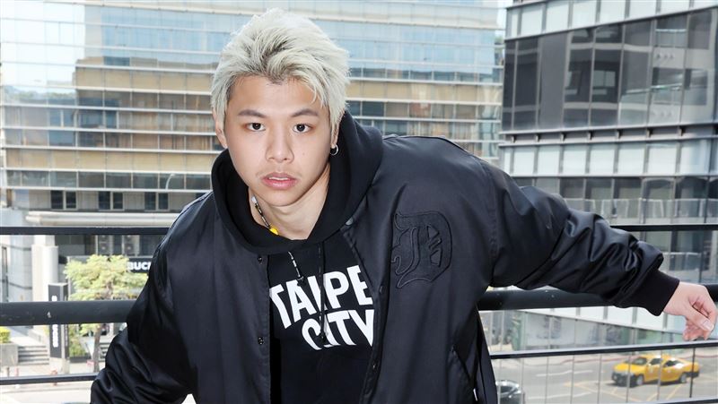 獨／情斷三年女友　男星寫歌藏催淚內幕