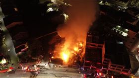 台南,大火,木材行,延燒,疏散,車輛,挖土機