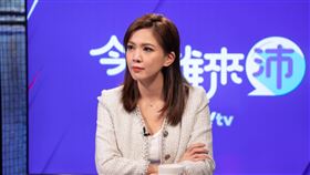 鍾沛君發文寫道，好久沒聽到有人講「一哭二鬧三上吊」了，現在不是都講「一哭二鬧三上悠亞」？。（圖／翻攝自鍾沛君臉書）