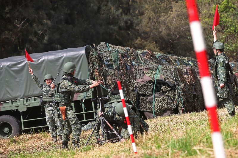 陸軍體測出事！中校跳繩5分鐘休克搶救中