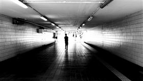 地下道https://www.flickr.com/photos/j0035002_2/47949190376/in/photolist-2g478LU-ccV2mQ-du3tom-fNwF88-Adckk-2mC5rE7-Fvck-4qimfZ-5z7UwZ-r94LN-Ad8Di-6js6K9-5HjGZ-2j8p82g-5SMK8Q-459kv3-eQhFXf-5ttDsk-4qb6yU-2