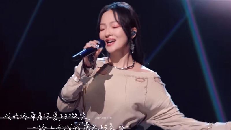 張韶涵重唱經典曲掀回憶殺！老粉哭一片