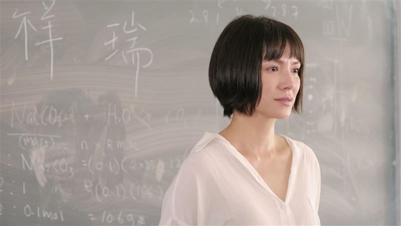 李心潔雙胞胎正面照曝　高齡產子淚憶過程