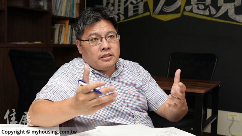 他看300億租金補貼：噴在韭菜上的安慰劑