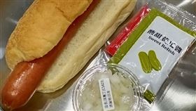 好市多內用開始供應可以重複使用的餐具。（圖／翻攝自COSTCO好市多商品消費心得分享區）