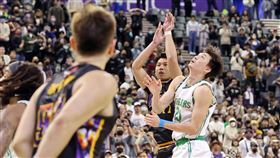 雲豹從英熊借來的呂蔡瑜倫意外搞砸球隊的最後一擊。(圖／T1聯盟提供)
