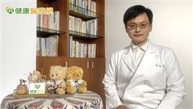 許庭榕主任表示，根據健保署新聞稿，未來SMA健保給付條件將擴增，呼籲病友應密切回診追蹤，維持好運動功能，將來才有機會獲得治療，並獲得最好的治療效果。