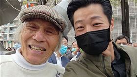 「二七部隊長」鍾逸人過世　享嵩壽103歲(圖/翻攝自林昶佐 Freddy Lim臉書)
