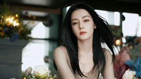 迪麗熱巴、走光 微博、小紅書