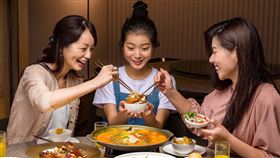 到王品一起吃飯吧！至影片下方留言抽5,000元大禮。（圖／品牌業者提供）