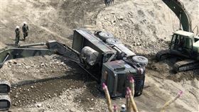 旱象,清淤,曾文水庫,軍車翻覆,軍卡,八軍團,工兵連