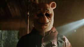 《小熊維尼：血與蜜》劇照。（圖／可樂電影提供）