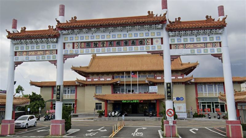 確診遺體鬆綁！台南禮儀師拒洗遺體被撤換