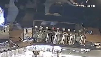 疑經營糾紛！逾10嫌闖餐酒館　見股東就砍