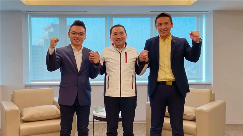 侯上班喬黨務稱尊重客人　議員抓包說謊