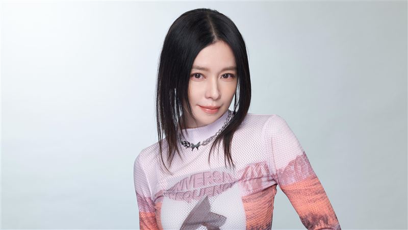 徐若瑄邀20年好友首同台　對方驚人背景曝