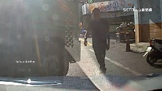 大型車逼車又攔車　駕駛爆粗口叫囂