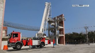 雲梯車PK消防架梯　演練實測「歷時」揭密