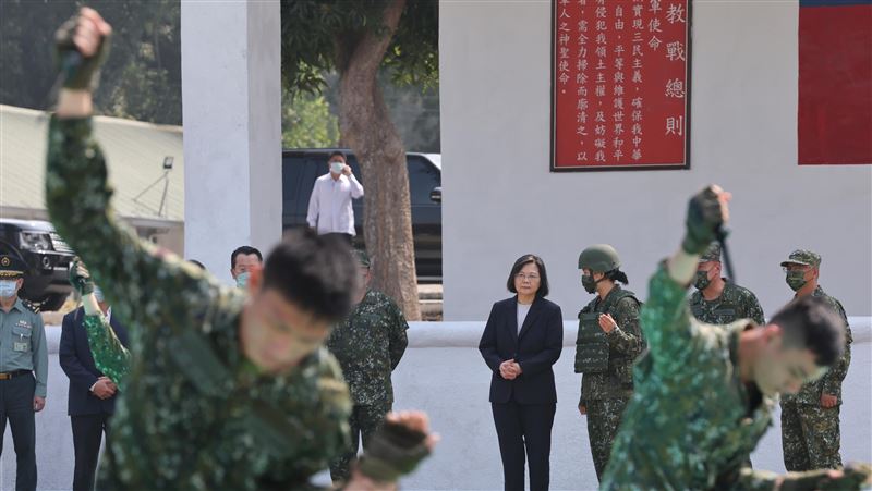陸軍格鬥訓練　三軍統帥蔡英文到場視導