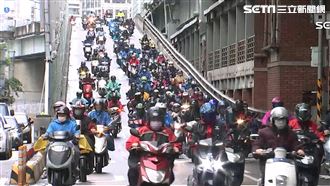 電動車免牌照稅延4年 力拚修法明年接軌