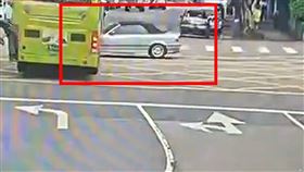 葉丙成,台大電機,BMW,公車,直撞,台北,重慶南路,南昌路,