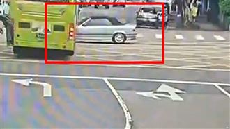 公車直撞葉丙成BMW　事發瞬間影像曝