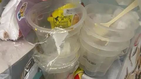 一次嗑掉6個布丁會頭暈想睡？男怨女友懷疑劈腿　3女網友實測：真的睏