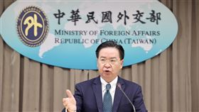 吳釗燮宣布與宏都拉斯斷交外交部長吳釗燮26日上午召開記者會，宣布即日起終止和宏都拉斯共和國的外交關係。中央社記者游凱翔攝  112年3月26日