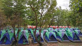 高雄某國小學生露營被罰跪  廠商將退部分款項高雄市三民區某國小日前舉辦學生露營活動，期間上百名學生竟被廠商值夜輔導員要求罰跪。校方表示，25日已向家長、學生道歉，初步達成退還部分金額共識。圖為事發露營區。（高雄市教育局提供）中央社記者林巧璉傳真  112年3月26日