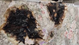 網購電毯睡到著火　媽媽火燒屁股女兒嗆傷