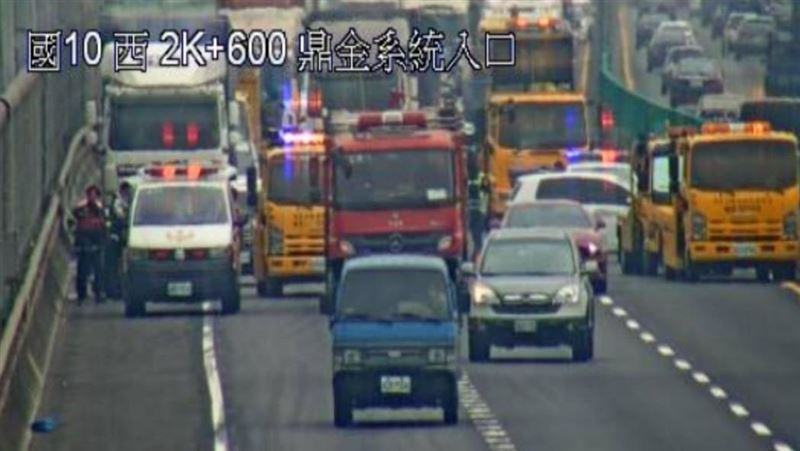 新／國10垃圾車與3車撞　這路段全線封閉