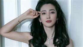 李冰冰傳遭特警趕回酒店。（圖／翻攝自李冰冰微博）