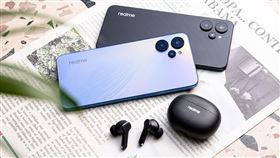 realme 10T 5G延續數字系列標誌性的光感設計，帶來全新的光速跳躍設計