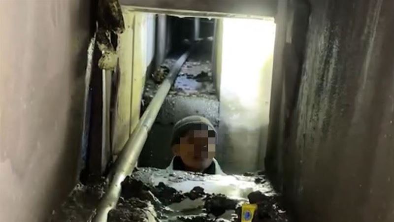 夫妻海邊散步聽怪聲　驚見男卡在40尺涵洞