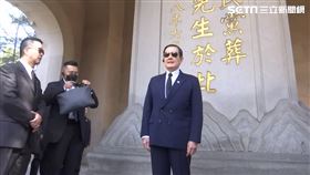 馬英九到南京中山陵。