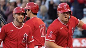 ▲楚奧特（Mike Trout）從「雷神」辛德加（Noah Syndergaard）手中炸裂2分砲。（圖／翻攝自天使推特）