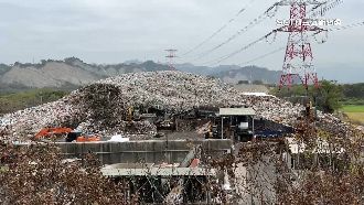 蔡培慧邀中央解題　拚剷平草屯「垃圾山」