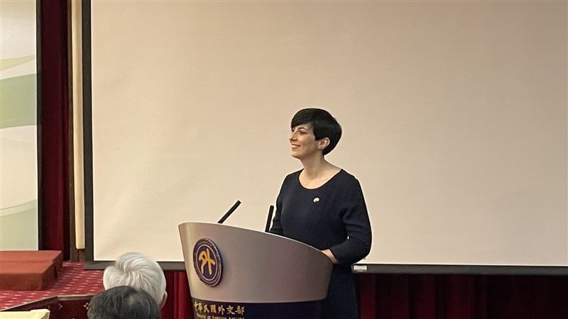 艾達莫娃：支持民主普世價值的戰鬥無止盡