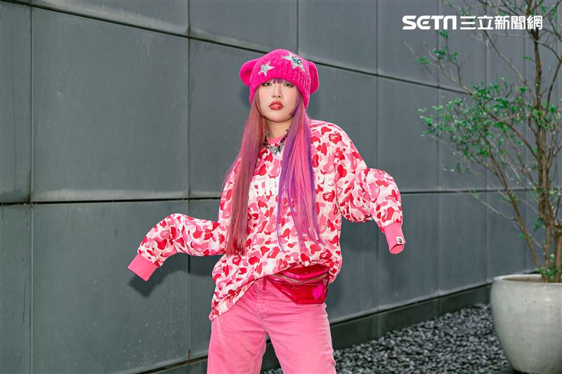 小記者大明星C.holly三立新聞網專訪。 （圖／記者楊澍攝影）