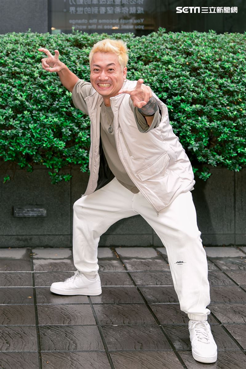 小記者大明星五木三立新聞網專訪。 （圖／記者楊澍攝影）