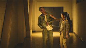 瘦子不藏了　戀上A咖天后被直擊害羞認了