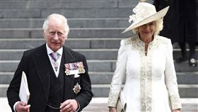 查爾斯三世（左）和卡蜜拉（右）將在明年舉行加冕儀式。（圖／美聯社／達志影像）