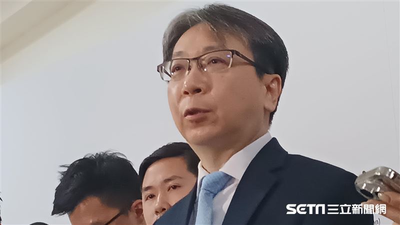 台灣沿海驚現16具浮屍　國安局長這麼說