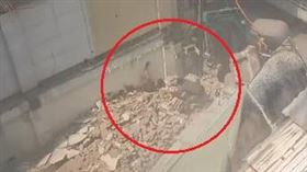 台中,民宅,崩塌(圖/民眾提供)