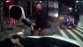 高雄,偉士牌,古董車,噪音,排氣管,罰單