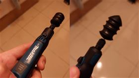 原PO在超商取貨，不小心開啟打磨機。（圖／翻攝自《爆怨公社》）