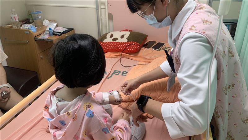 全台孩童腸胃炎大流行　醫：免疫負債